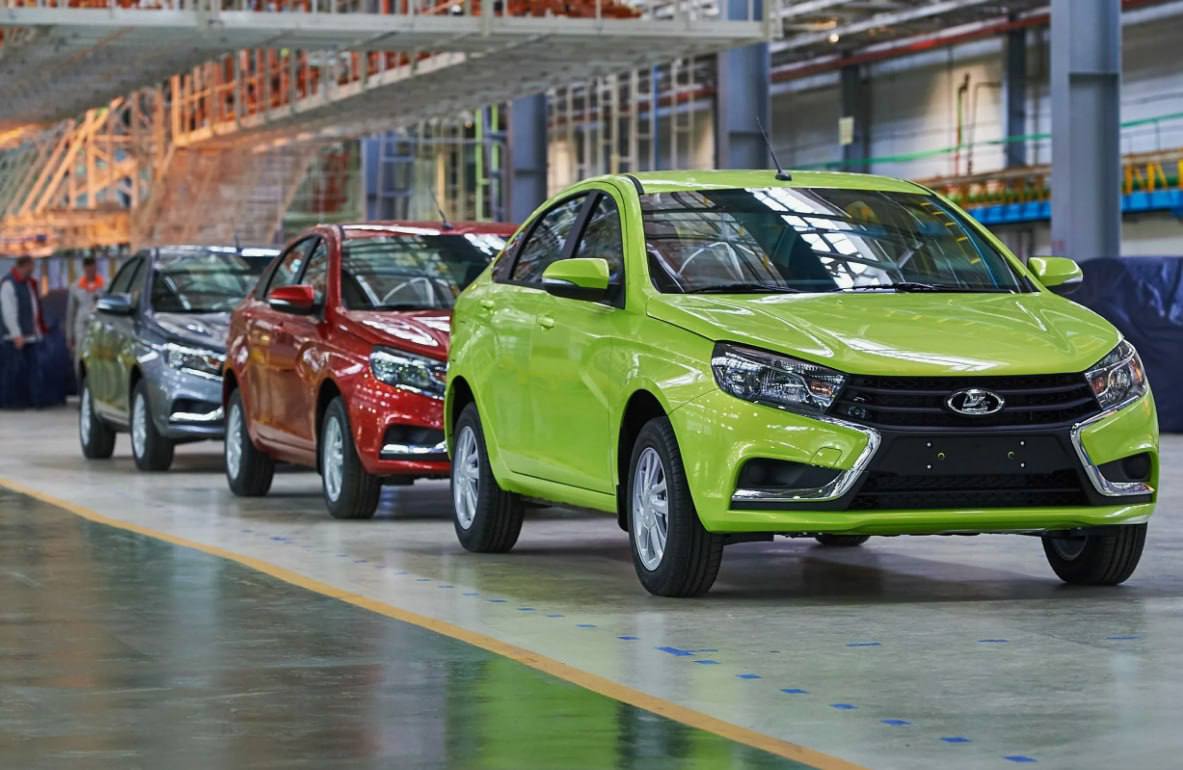 Полностью российские автомобили. Москвич 3 2023. Завод автоваз. Новая волга 2020 аурус. Москвич 2142 дуэт.