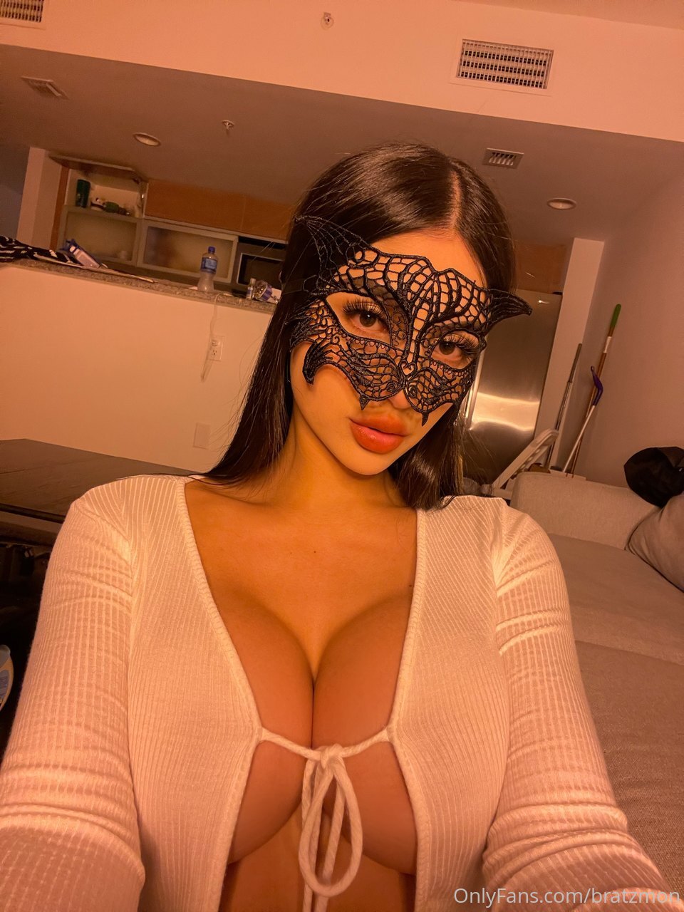 Post 905 — Богема Fans (oe6XjMLCkBwwMjVi)