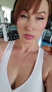 Yana Kraynovaning porno suratlari